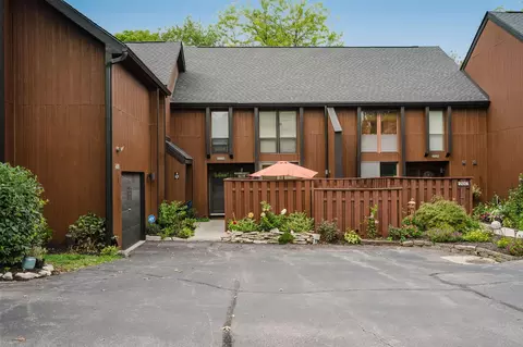 4880 Clearfork Ln #2, Westerville, OH 43081