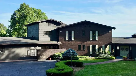 7617 Sun Hill Dr, Portsmouth, OH 45662