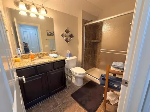 Bath - 220 Wellspring Ln, Powell, OH 43065 photo 7 of 7