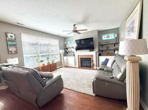 Living - 220 Wellspring Ln, Powell, OH 43065 photo 1 of 2