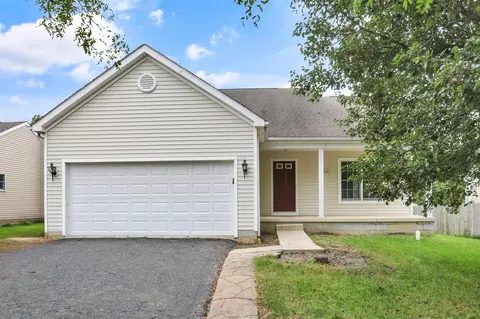 1467 Creekview Dr, Marysville, OH 43040