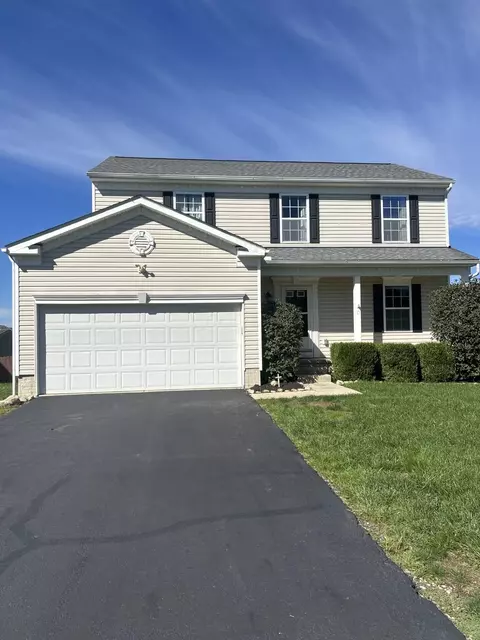 19 Hawthorne Dr, Ashville, OH 43103