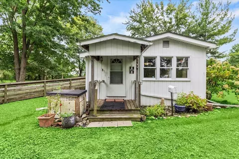 21312 Peoria Loop Rd, Raymond, OH 43067