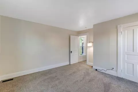 Bedroom - 840 E Main St, Lancaster, OH 43130 photo 6 of 8
