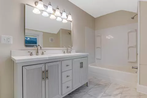 Bath - 840 E Main St, Lancaster, OH 43130 photo 2 of 4