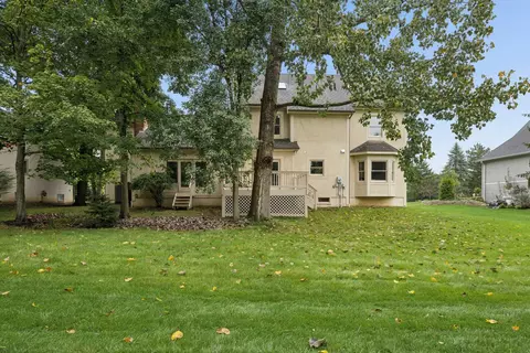 Exterior - 9251 Din Eidyn Dr, Dublin, OH 43017 photo 4 of 8