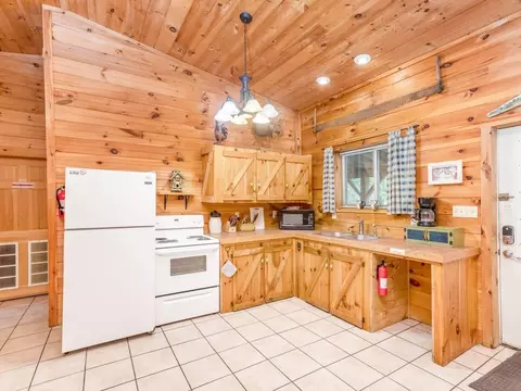 Kitchen - 29802 Fairview Ridge Rd, Logan, OH 43138 photo 1 of 3