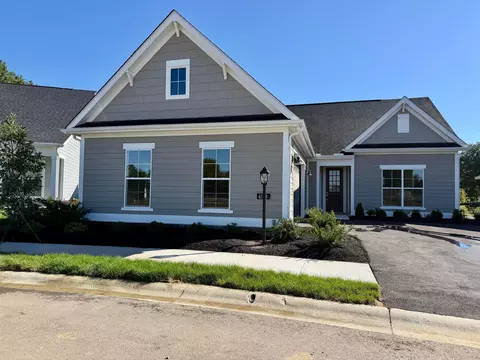 4193 Flamingo Dr, Lewis Center, OH 43035