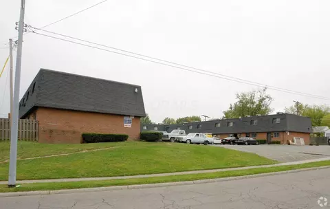 2373 Belcher Dr, Columbus, OH 43224