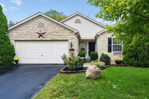 1851 Winding Hollow Dr, Grove City, OH 43123