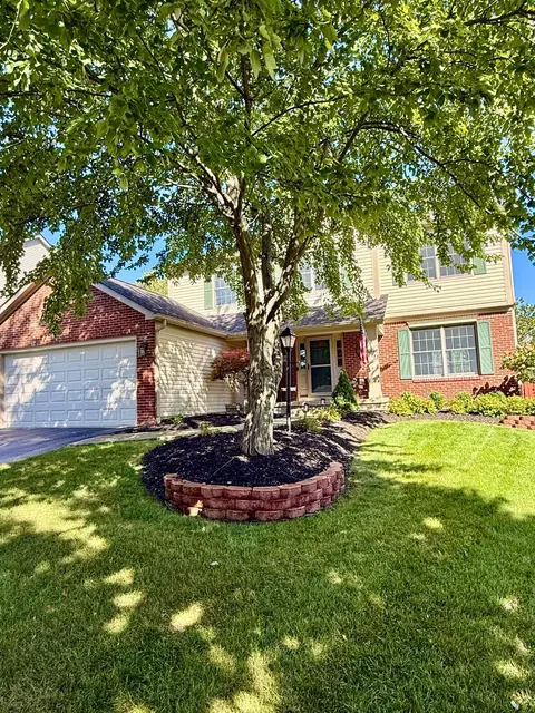 755 Lone Rise Dr E, Marysville, OH 43040