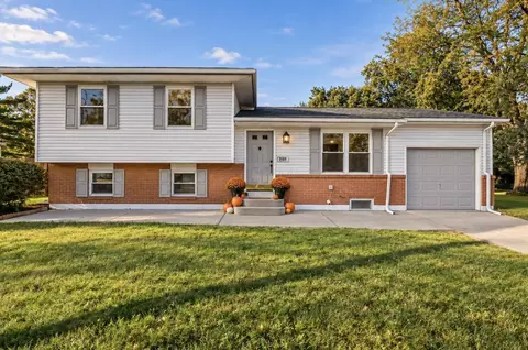 2050 Willow Run Rd, Grove City, OH 43123