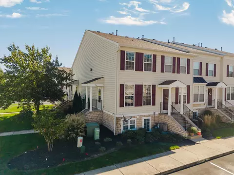 5964 Thunder Gulch Dr #34, New Albany, OH 43054