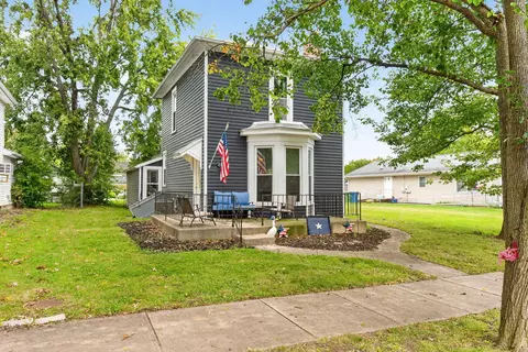 316 W 8th St, Marysville, OH 43040