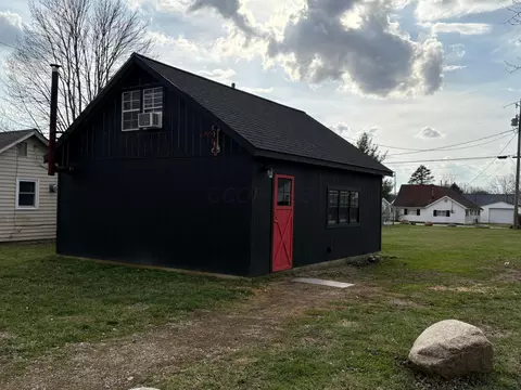 414 East St, Williamsport, OH 43164