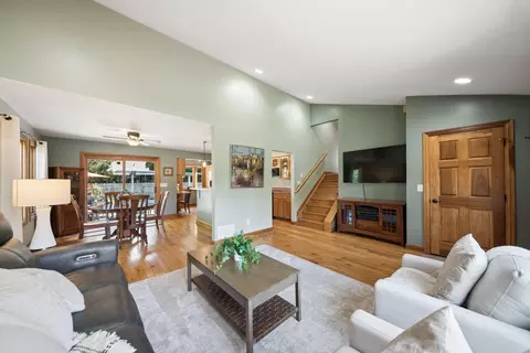 Living - 166 Ormsbee Ave, Westerville, OH 43081 photo 4 of 5