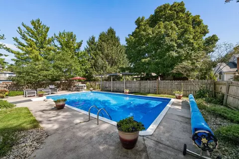 Exterior - 166 Ormsbee Ave, Westerville, OH 43081 photo 19 of 25