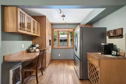 Kitchen - 166 Ormsbee Ave, Westerville, OH 43081 photo 5 of 7