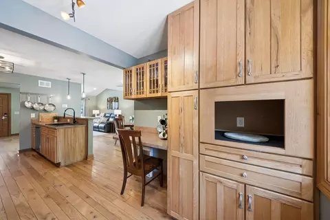 Kitchen - 166 Ormsbee Ave, Westerville, OH 43081 photo 7 of 7