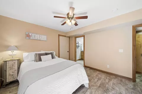 Bedroom - 166 Ormsbee Ave, Westerville, OH 43081 photo 8 of 8