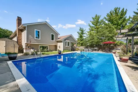 Exterior - 166 Ormsbee Ave, Westerville, OH 43081 photo 18 of 25