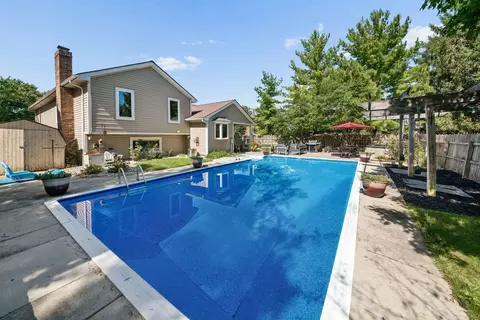 Exterior - 166 Ormsbee Ave, Westerville, OH 43081 photo 16 of 25