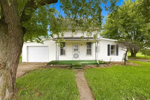 24180 State Route 207, New Holland, OH 43145