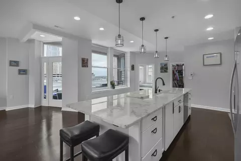 145 N High St #800, Columbus, OH 43215