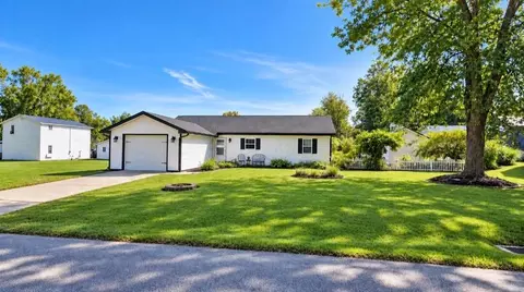 13520 Juniper Rd NE, Thornville, OH 43076