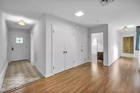 Entry Way - 758 King Ave, Marion, OH 43302 photo 1 of 1