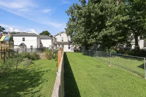 Exterior - 128 Union St, Lancaster, OH 43130 photo 6 of 9