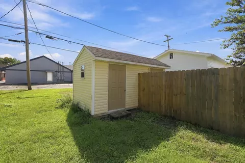 Exterior - 128 Union St, Lancaster, OH 43130 photo 9 of 9