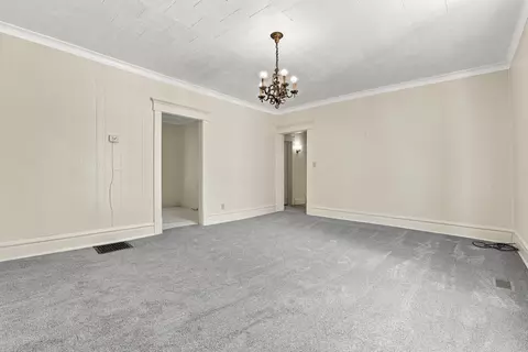 Living - 128 Union St, Lancaster, OH 43130 photo 8 of 8