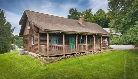 9138 Kinney Rd, Mount Vernon, OH 43050