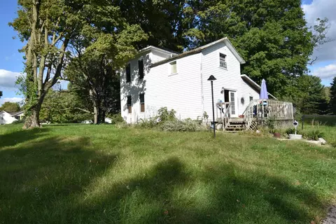 Exterior - 5635 Lancaster Rd, Hebron, OH 43025 photo 2 of 7