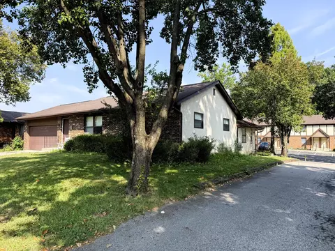 2734-2736 Blossom Ave, Columbus, OH 43231
