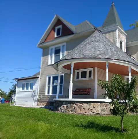 102 Jackson, Jackson Center, OH 45334