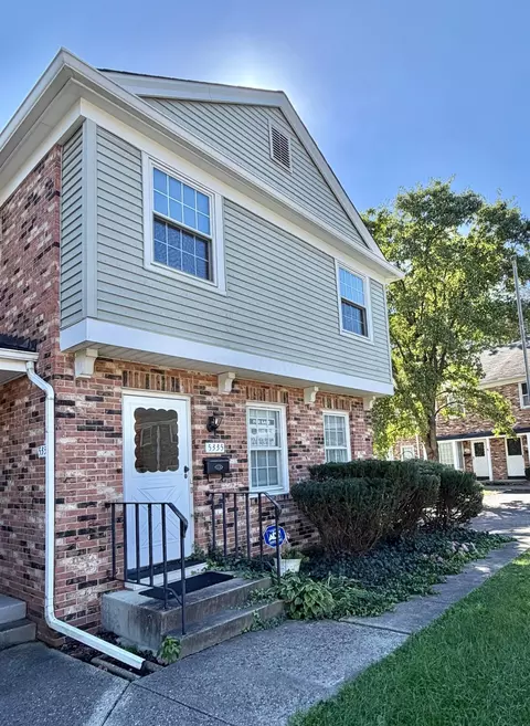 5335 Yorkshire Village Ln #C29, Columbus, OH 43232