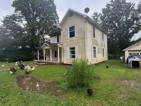 10610 Coshocton Rd, New Concord, OH 43762