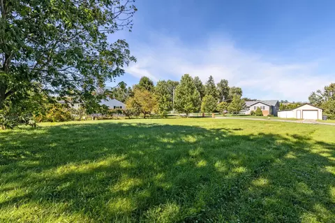 39 Mccracken Dr, Johnstown, OH 43031