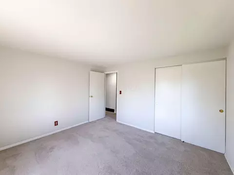 Bedroom - 55 Fieldpoint Rd, Heath, OH 43056 photo 4 of 5