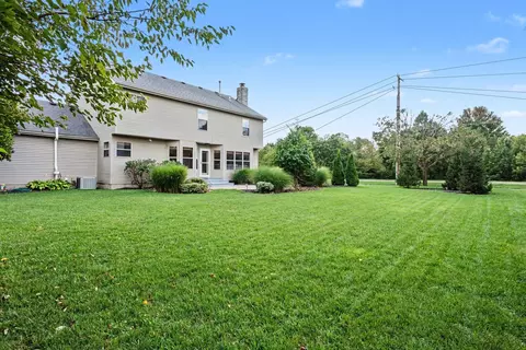 Exterior - 5651 Anglesea Dr, Dublin, OH 43016 photo 6 of 10
