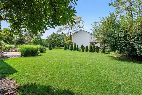 Exterior - 5651 Anglesea Dr, Dublin, OH 43016 photo 7 of 10