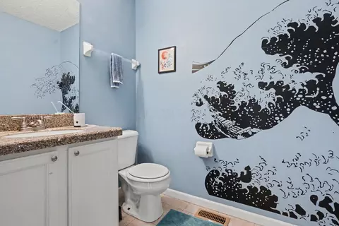 Bath - 5651 Anglesea Dr, Dublin, OH 43016 photo 1 of 5