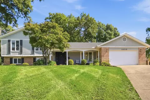 1020 Crestwood Hills Dr, Vandalia, OH 45377