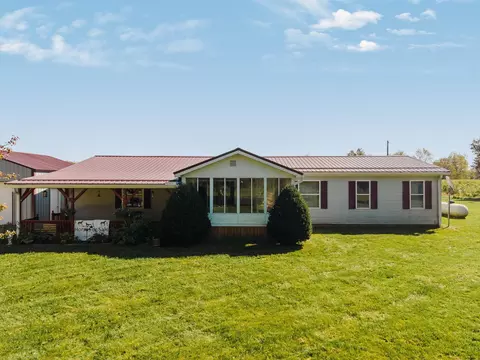 25411 Hopewell Rd, Gambier, OH 43022