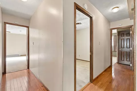 Entry Way - 148 Richards Dr, Delaware, OH 43015 photo 2 of 2