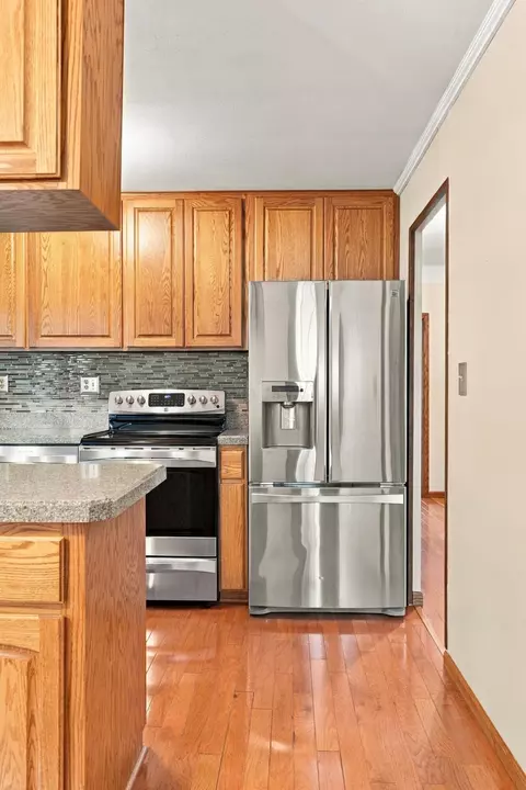 Kitchen - 148 Richards Dr, Delaware, OH 43015 photo 3 of 6