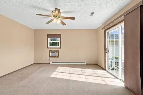 Living - 148 Richards Dr, Delaware, OH 43015 photo 5 of 5