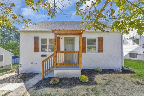 664 Smithfield Ave, Lancaster, OH 43130